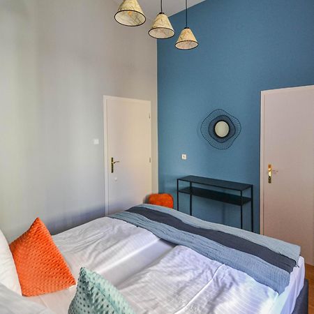 Celebration Flat By Ruterra Daire Prag Dış mekan fotoğraf